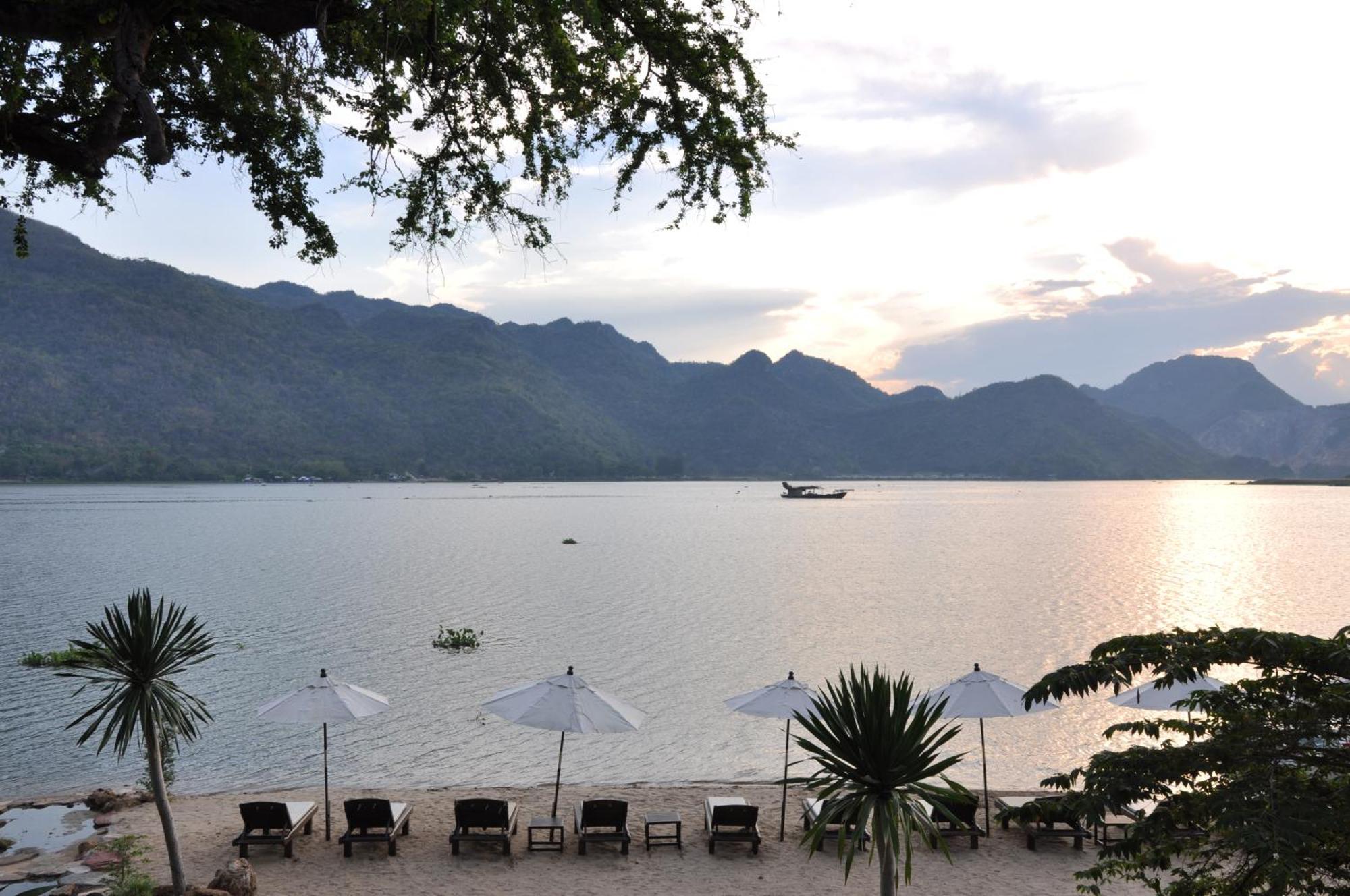 Monsane River Kwai Resort Kanchanaburi Exterior foto